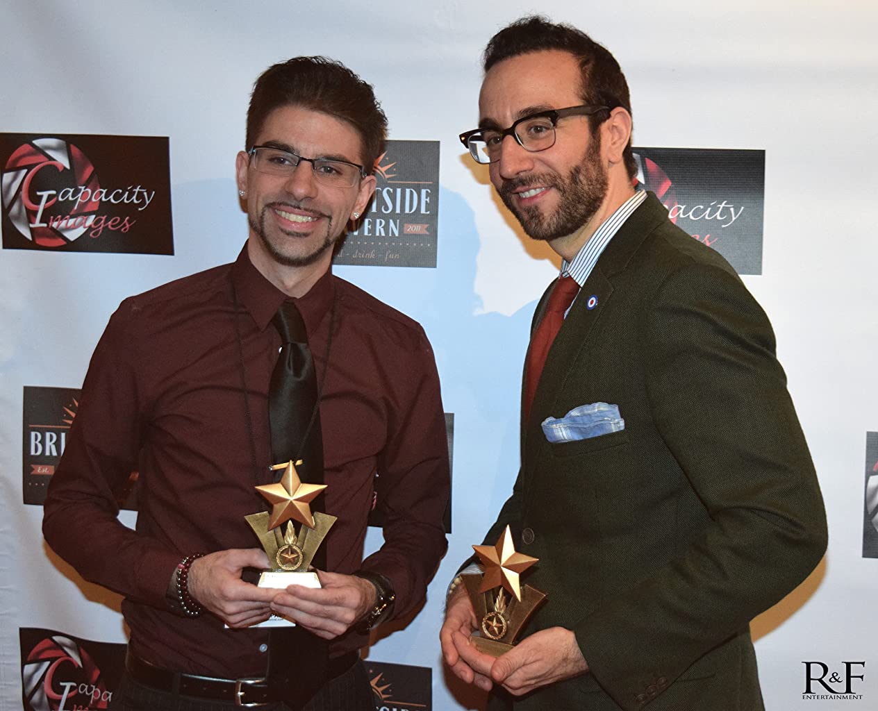 Фото - : 1264x1024 / 121 Кб