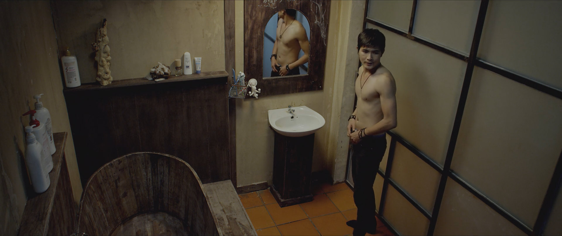 Фото - : 1920x808 / 177 Кб