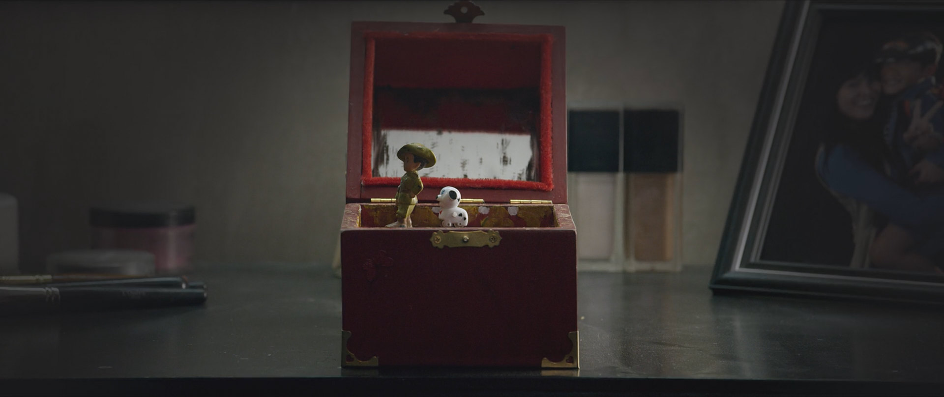 Фото - : 1920x808 / 106 Кб