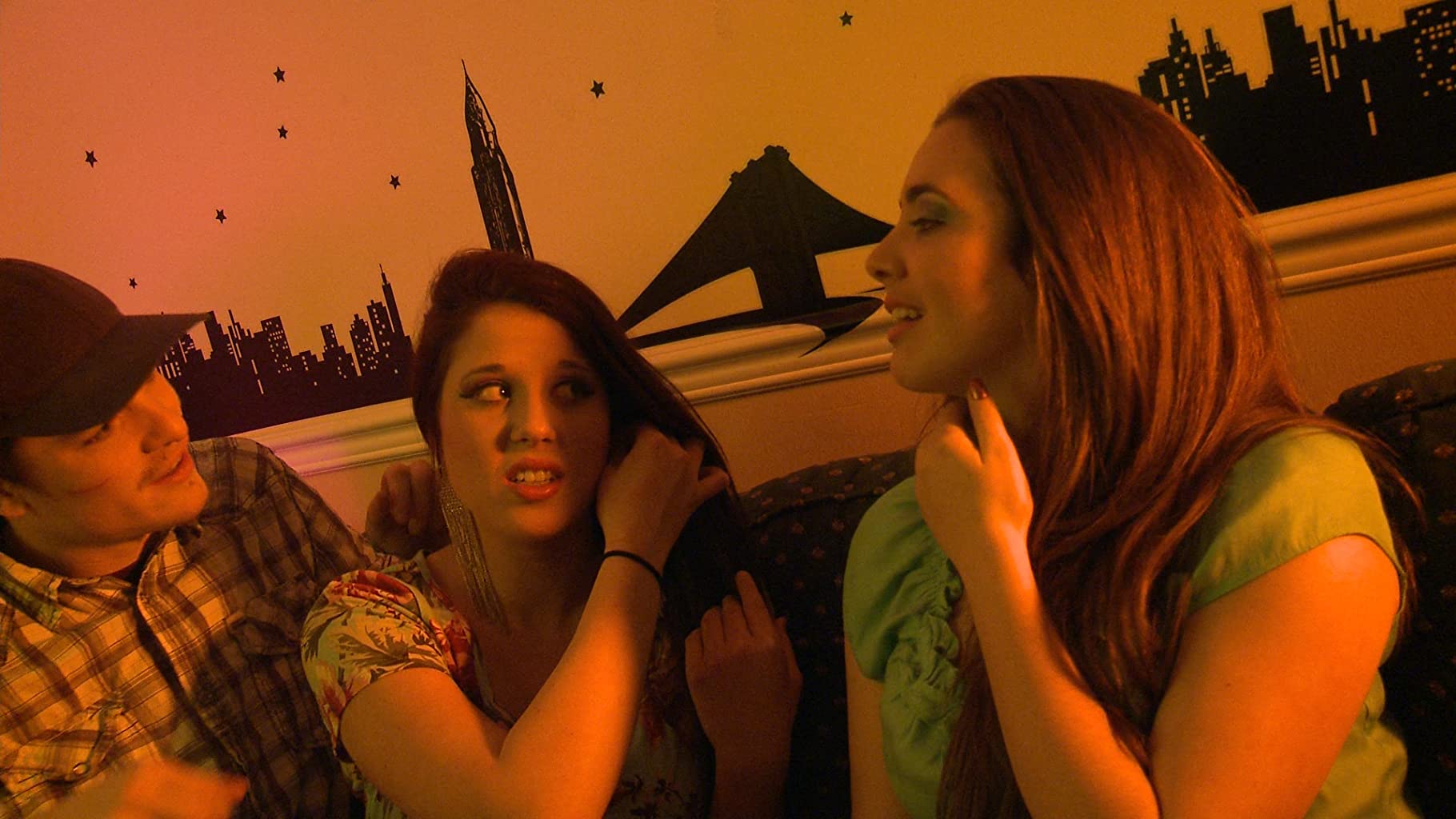 Фото - : 1820x1024 / 153 Кб