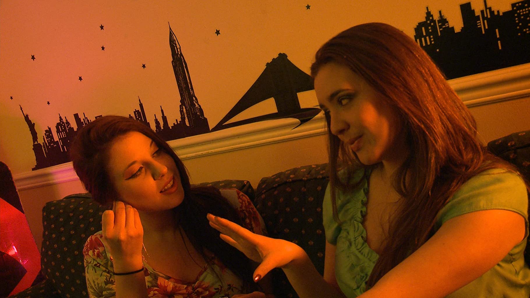 Фото - : 1820x1024 / 152 Кб