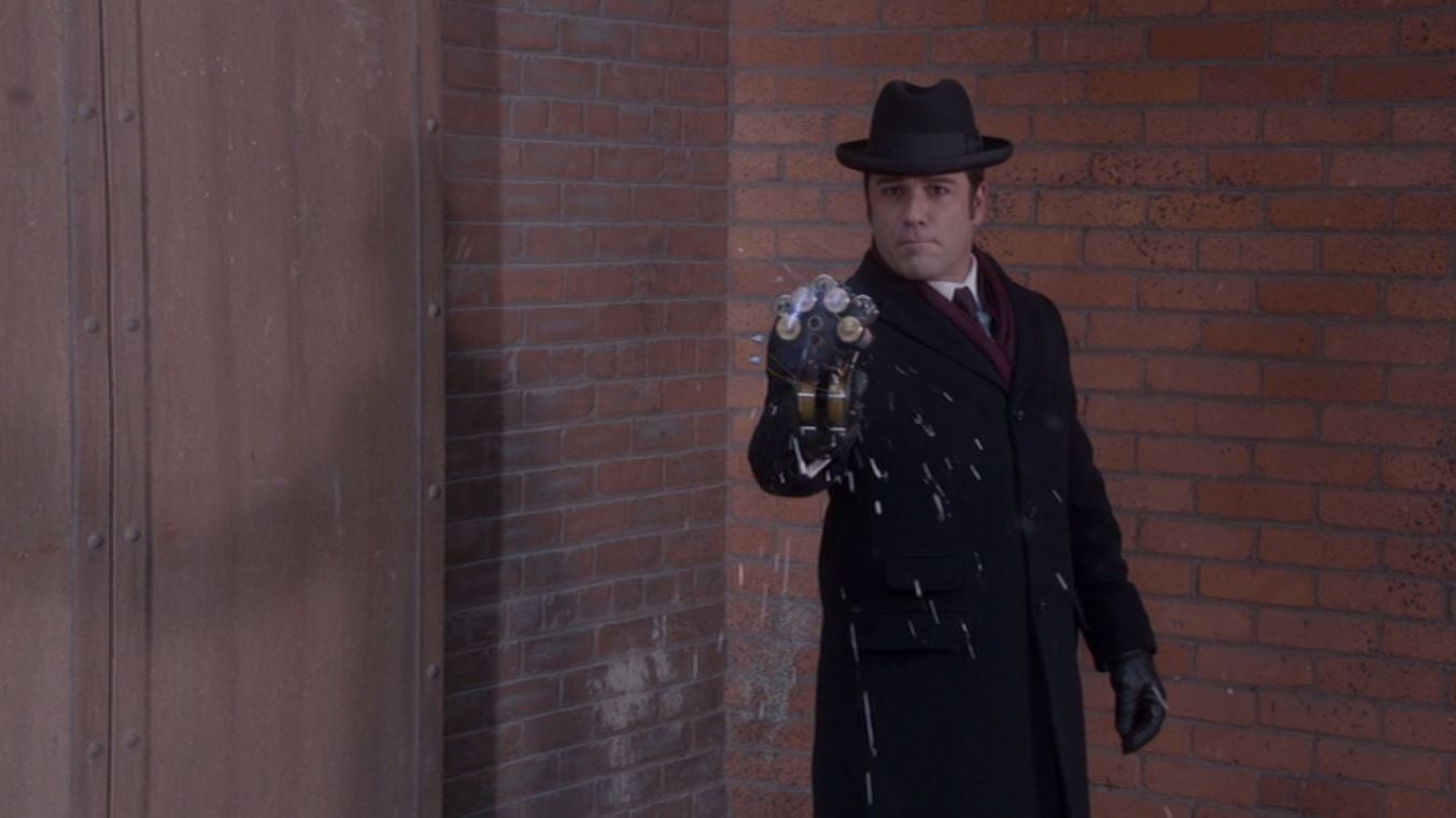 Фото - : 1353x760 / 78 Кб