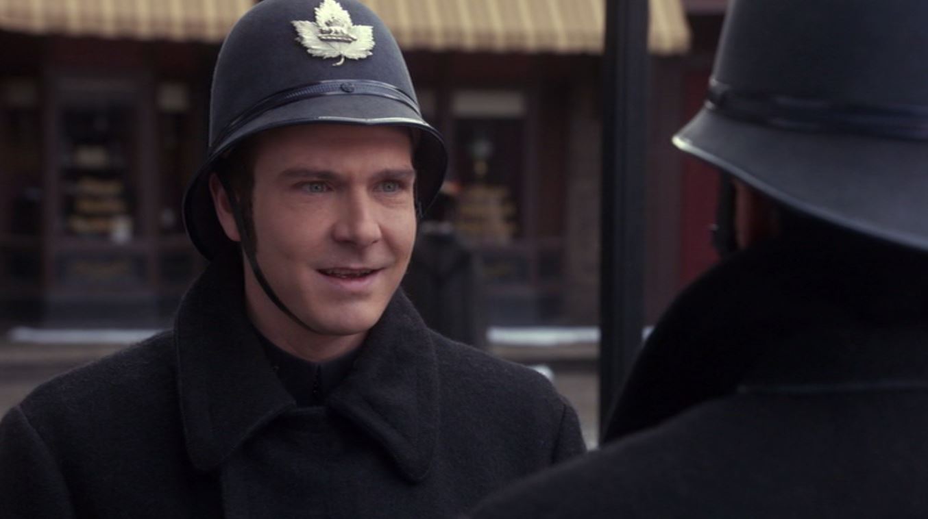 Фото - : 1354x758 / 63 Кб