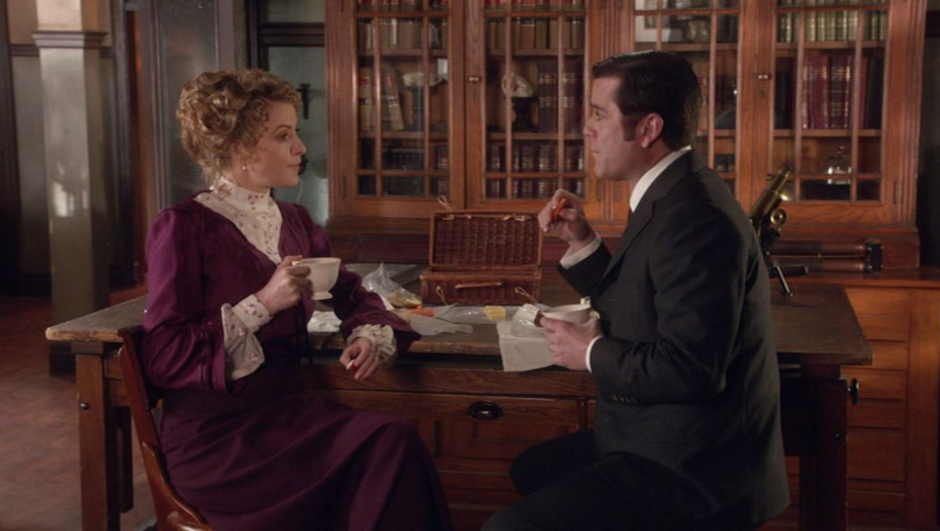 Фото - : 1347x761 / 103 Кб