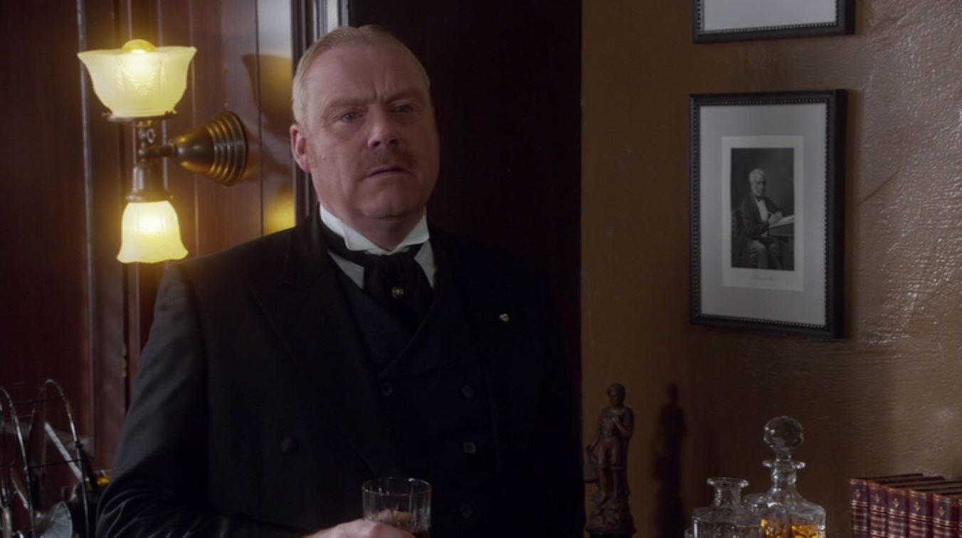 Фото - : 1352x757 / 76 Кб