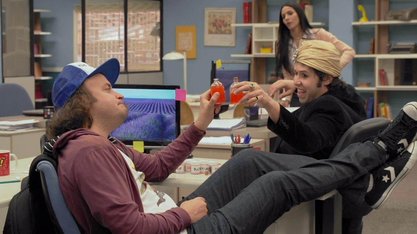 Фото - : 1366x768 / 109 Кб