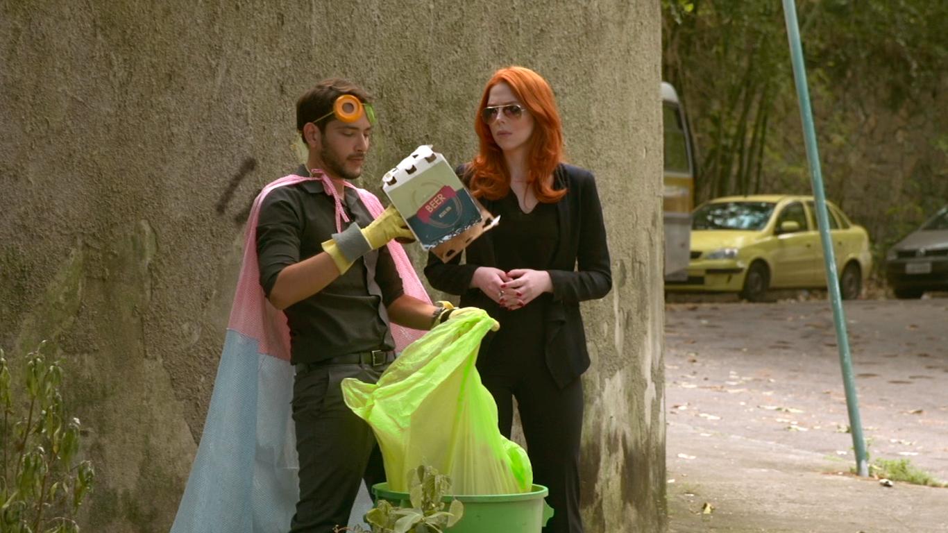 Фото - : 1366x768 / 132 Кб