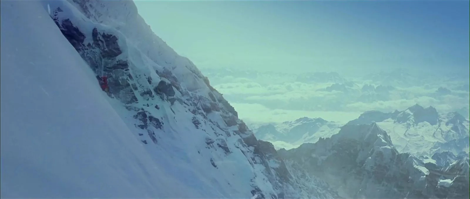 Фото - : 1600x680 / 153 Кб