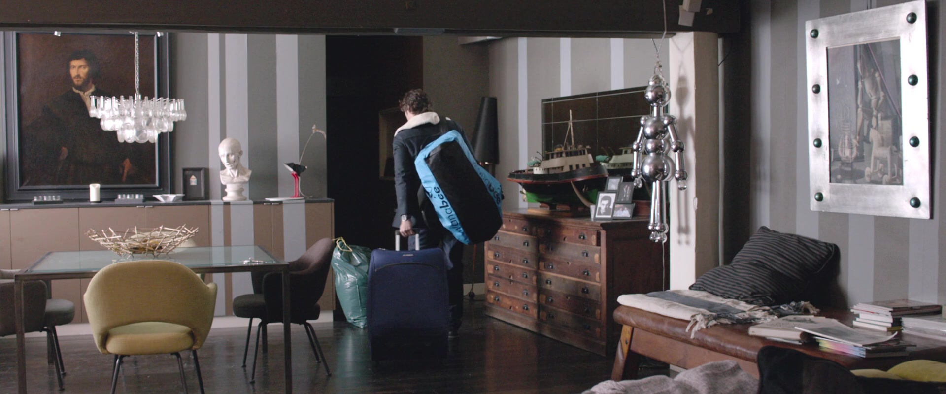 Фото - : 1920x800 / 192 Кб