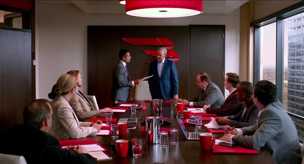 Фото - Девять жизней: 1024x553 / 149 Кб