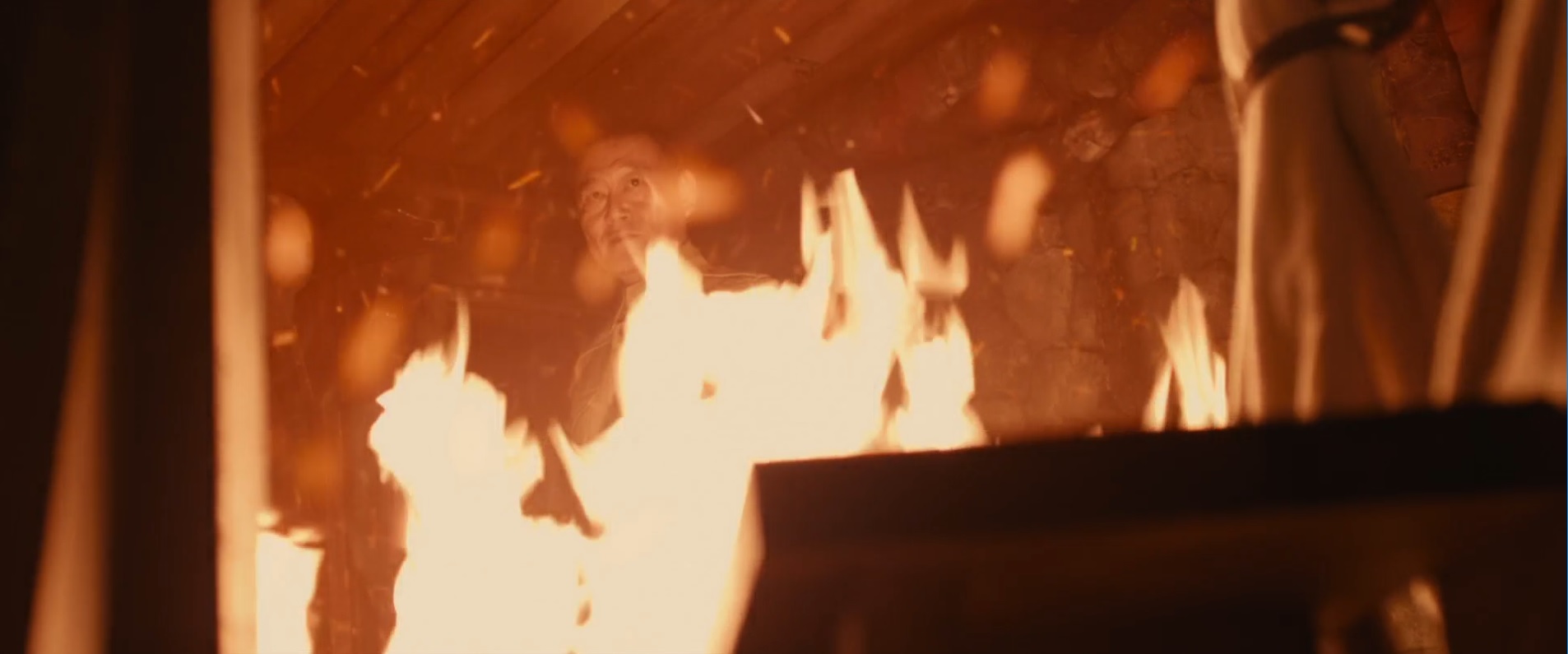 Фото - Атака титанов. Фильм второй: Конец света: 1906x795 / 153 Кб