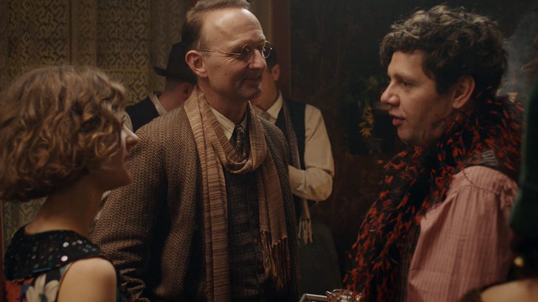 Фото - Вавилон-Берлин: 1822x1024 / 121 Кб