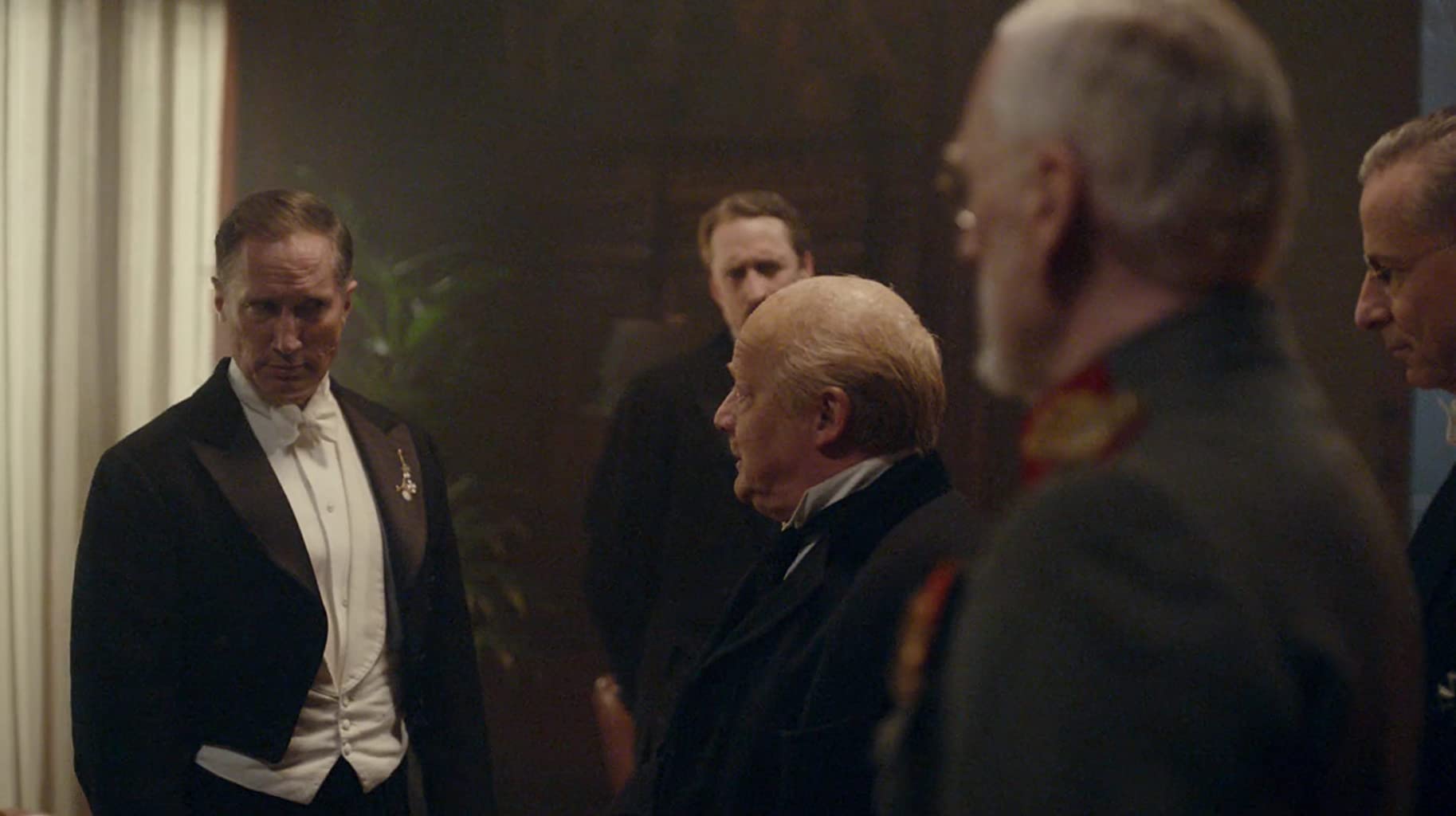 Фото - Вавилон-Берлин: 1827x1024 / 77 Кб