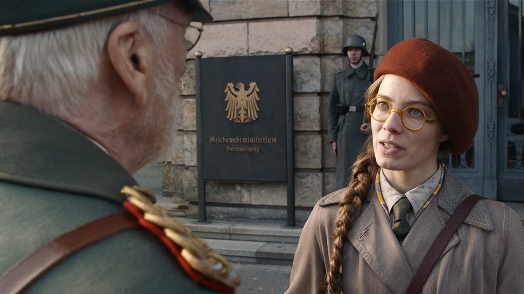 Фото - Вавилон-Берлин: 1822x1024 / 114 Кб