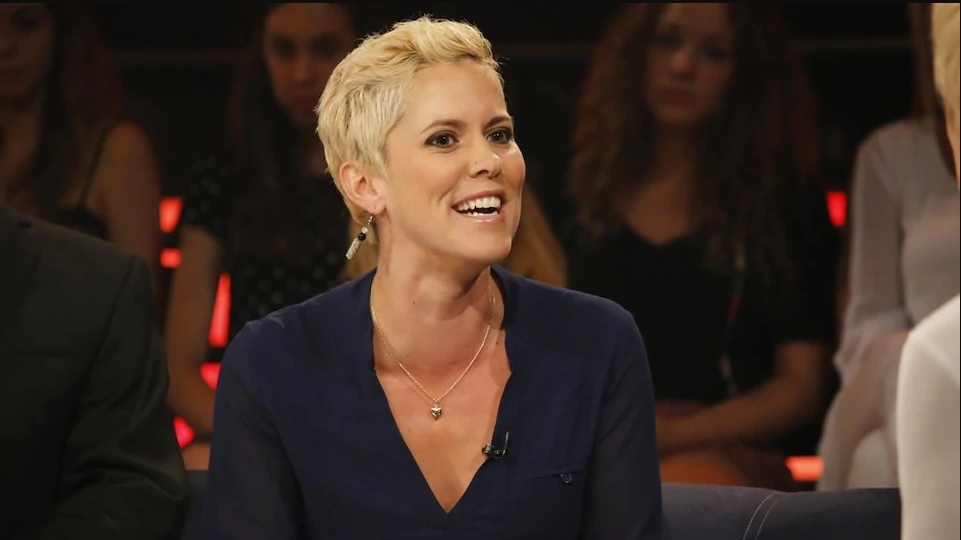 Фото - : 961x540 / 175 Кб