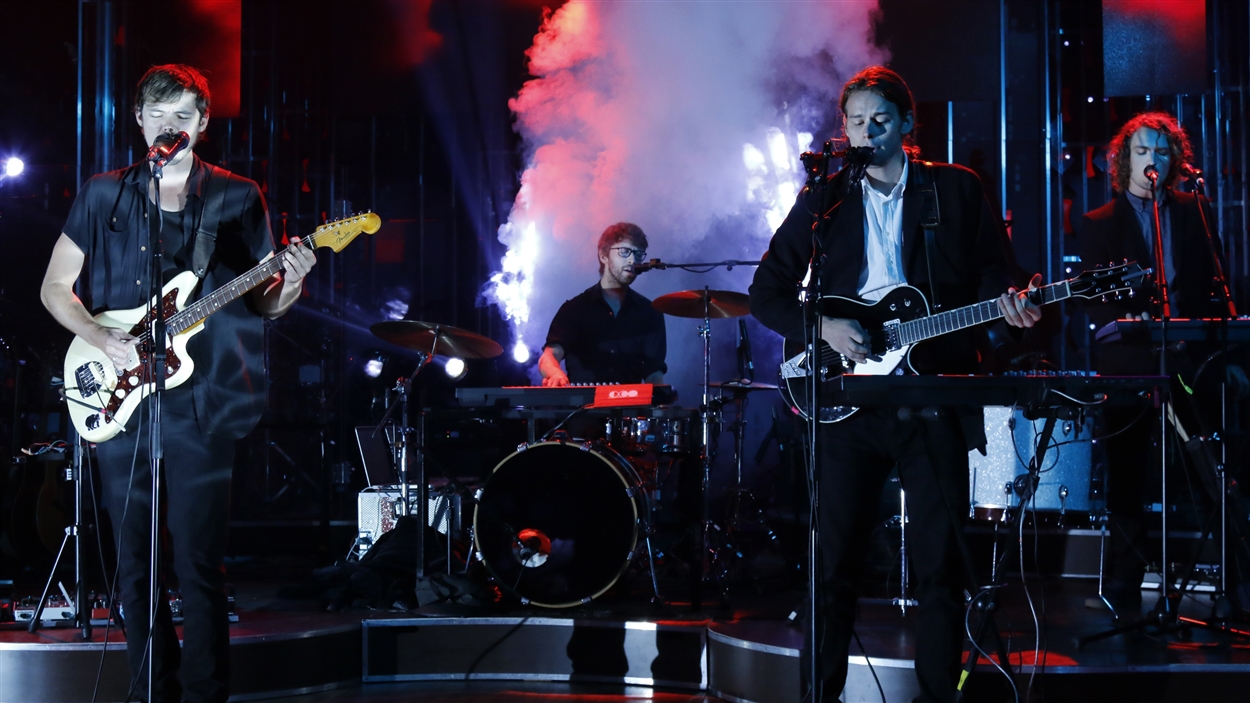 Фото - : 1250x703 / 551 Кб