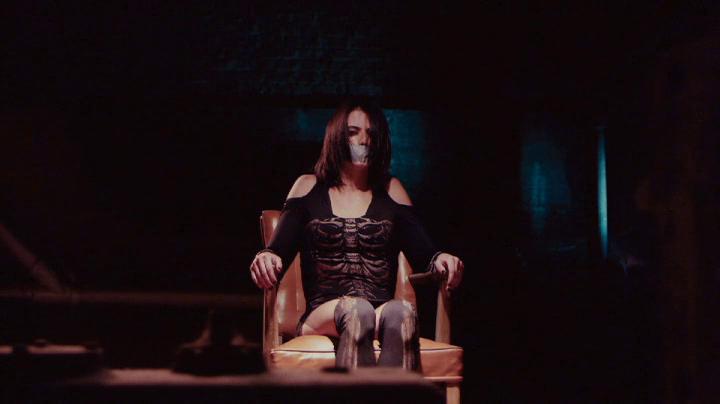 Фото - Ужасающий: 720x404 / 17 Кб