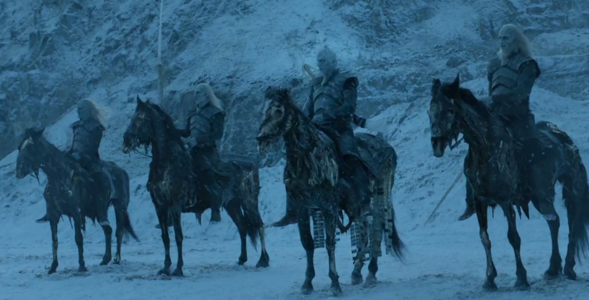 Фото - : 1884x960 / 261 Кб