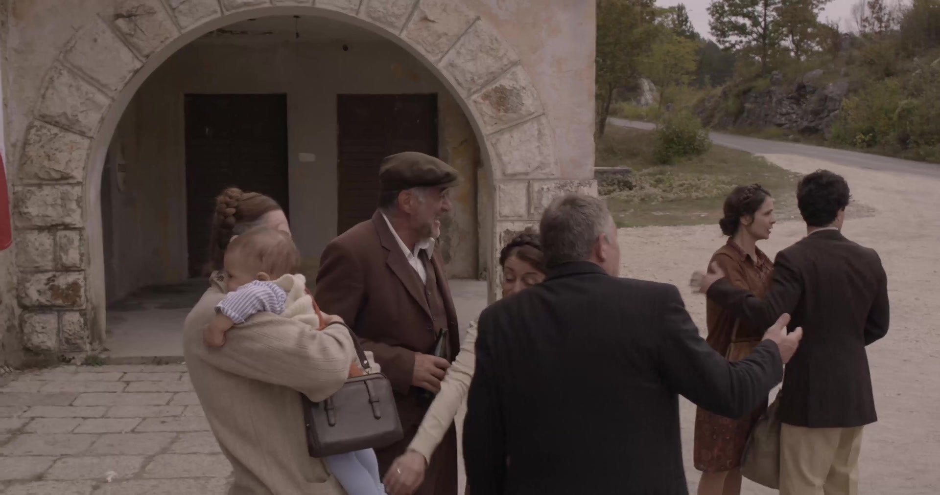 Фото - : 1920x1012 / 150 Кб