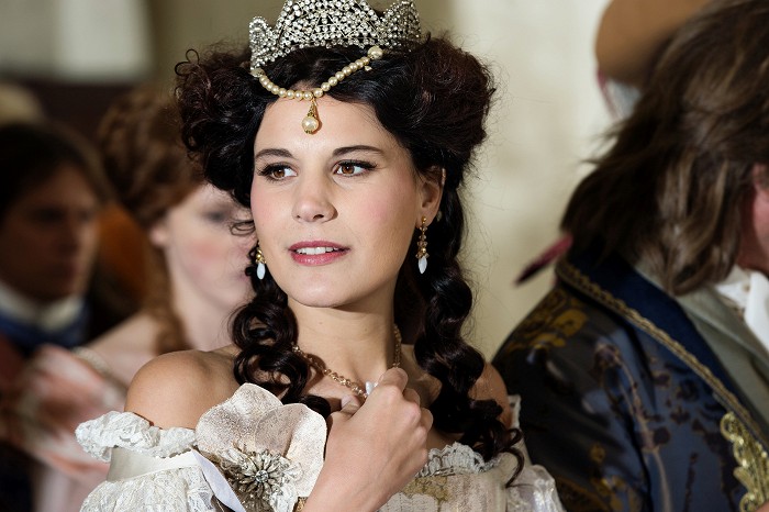 Фото - : 700x466 / 84 Кб