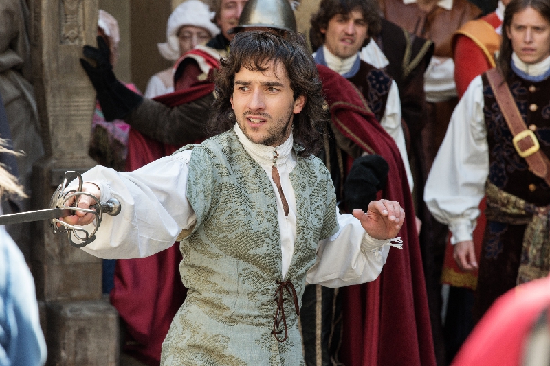 Фото - : 800x533 / 375 Кб