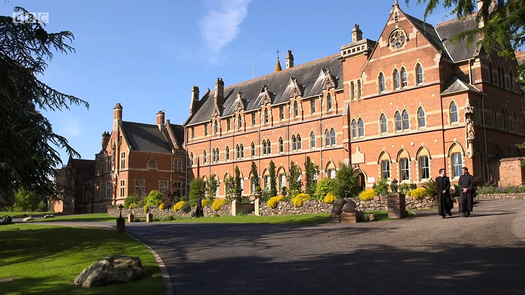 Фото - : 1820x1024 / 222 Кб