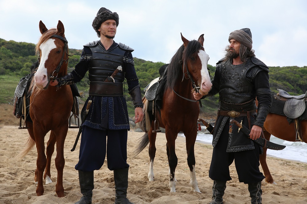 Фото - : 1000x666 / 235 Кб