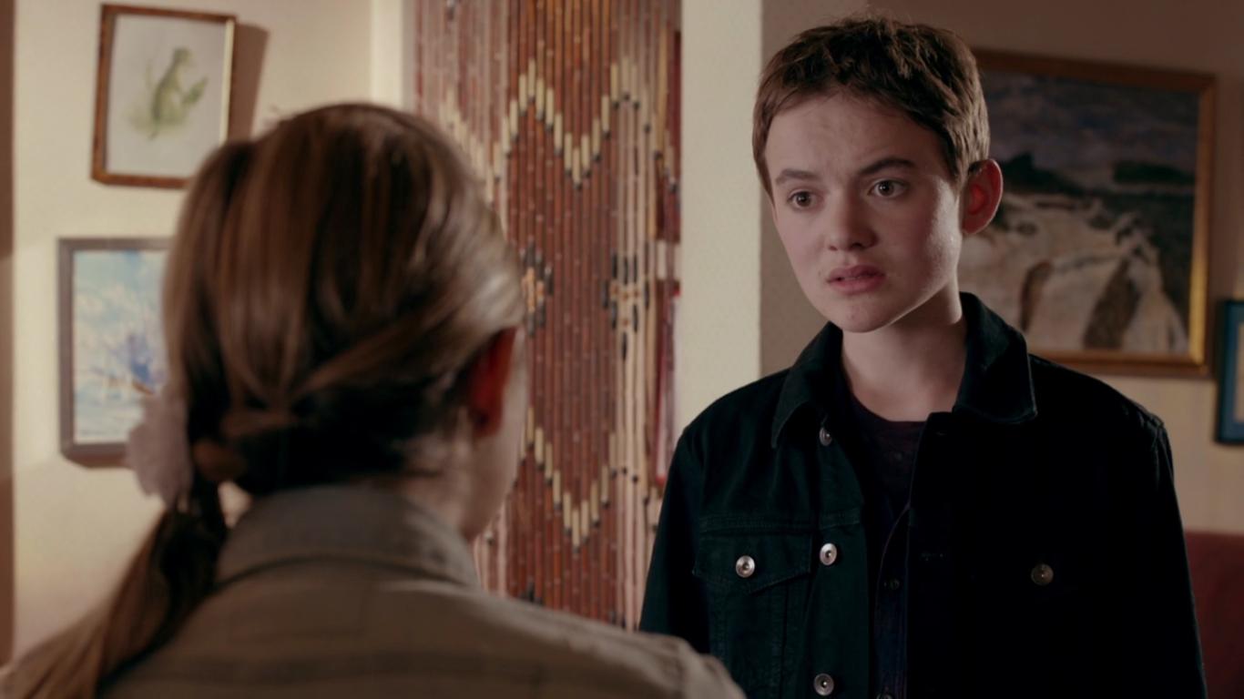 Фото - : 1366x768 / 64 Кб