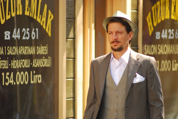 Фото - : 600x400 / 75 Кб