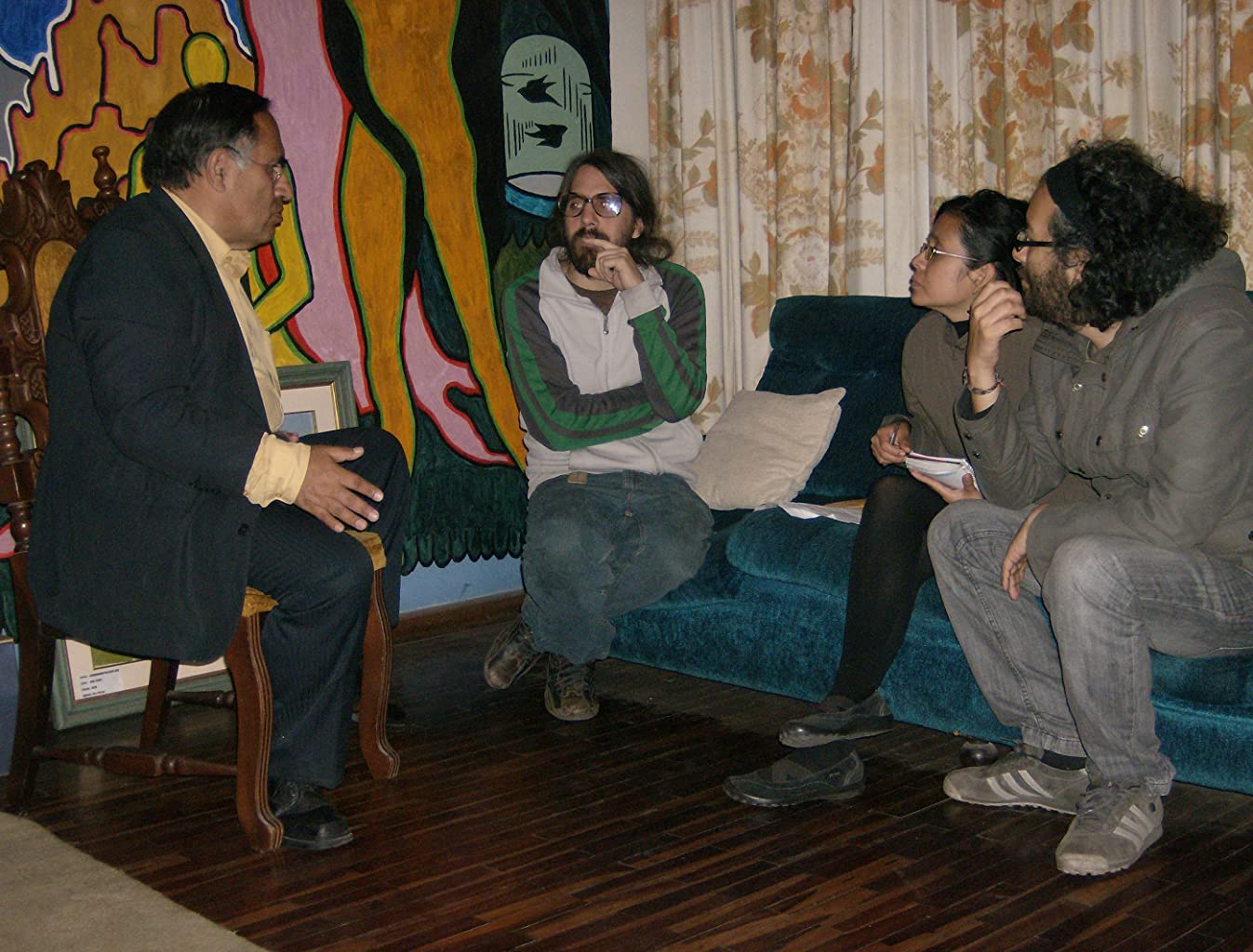 Фото - : 1347x1024 / 172 Кб