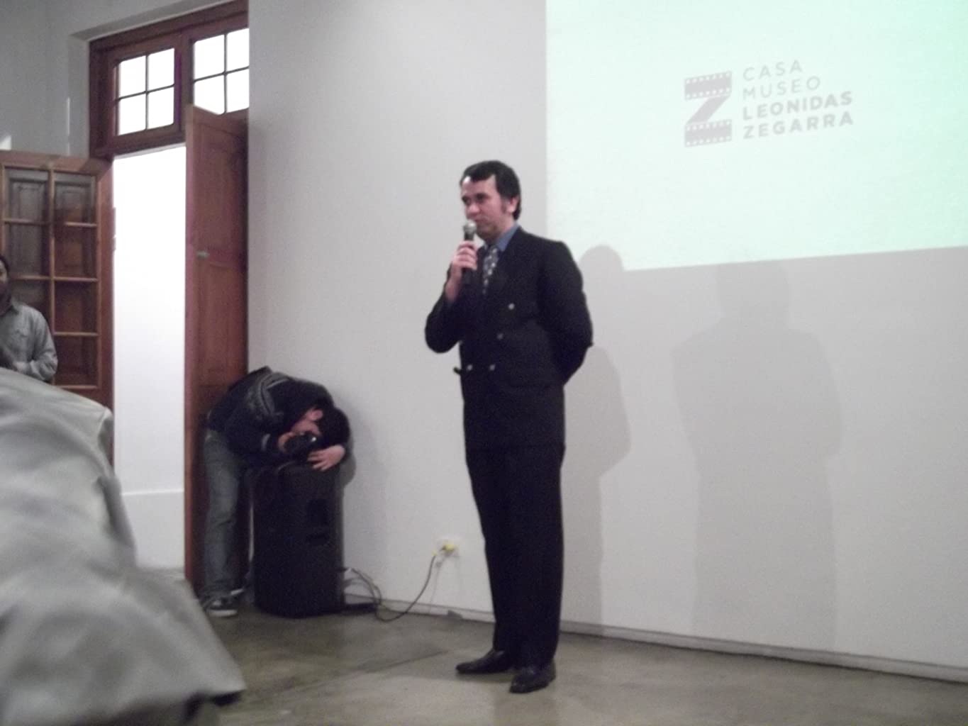 Фото - : 1365x1024 / 55 Кб