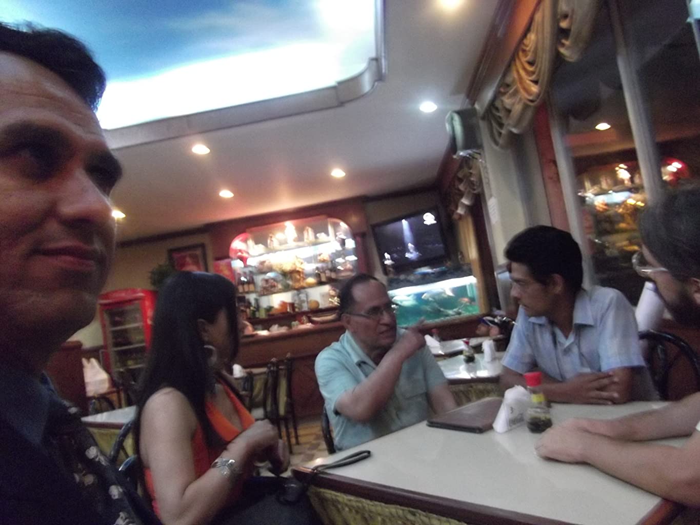 Фото - : 1365x1024 / 105 Кб