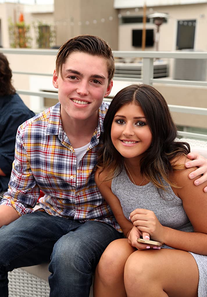 Фото - : 712x1024 / 107 Кб