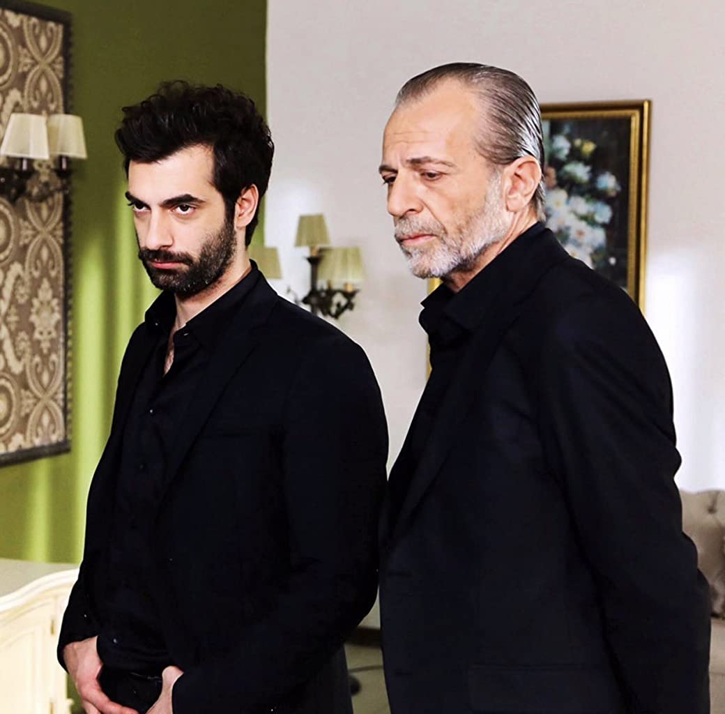 Фото - : 1040x1024 / 62 Кб