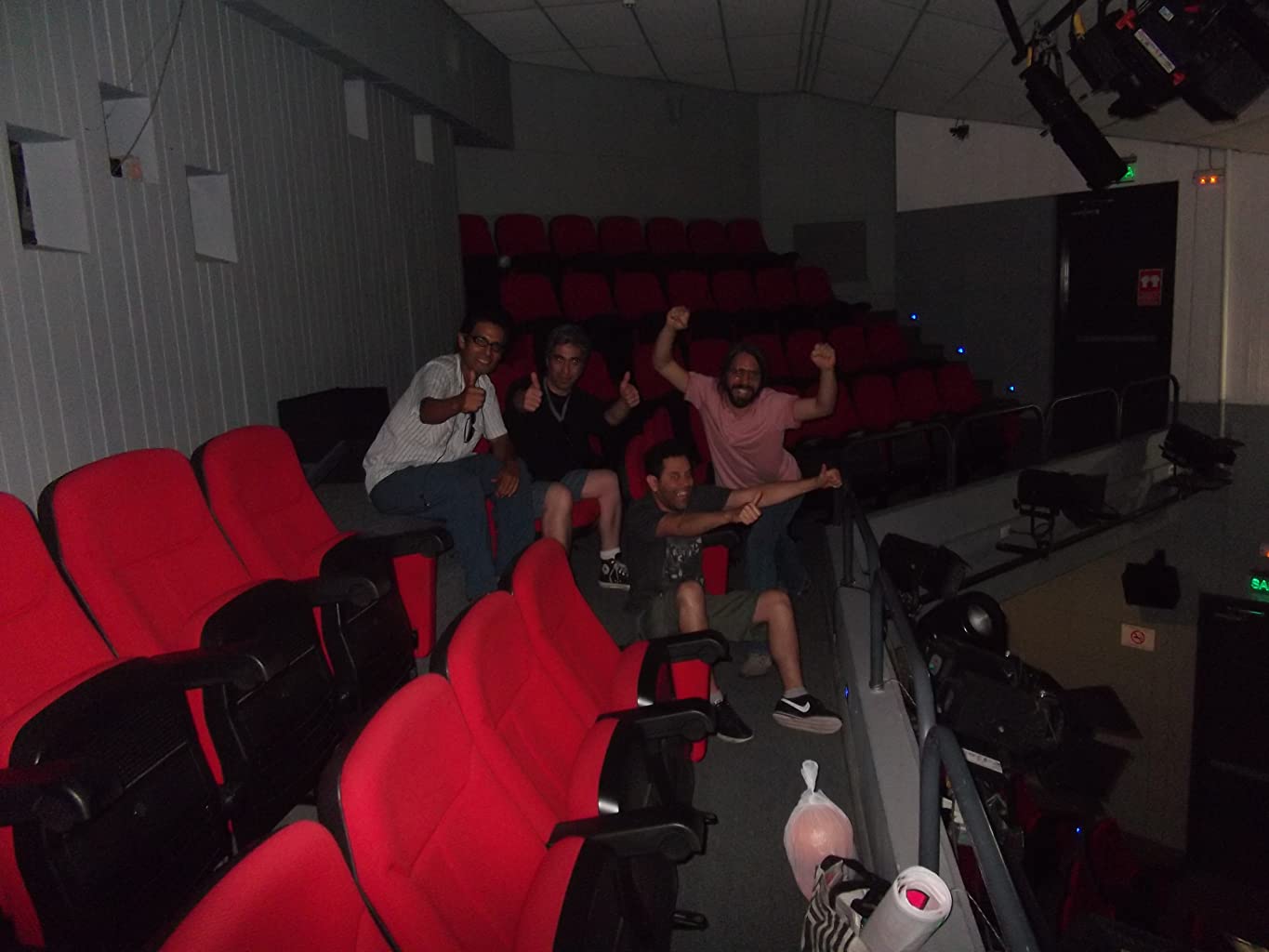 Фото - : 1365x1024 / 78 Кб