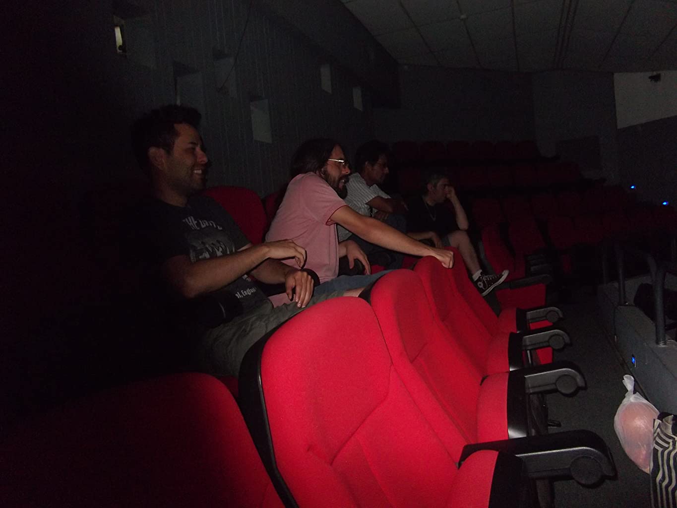 Фото - : 1365x1024 / 66 Кб