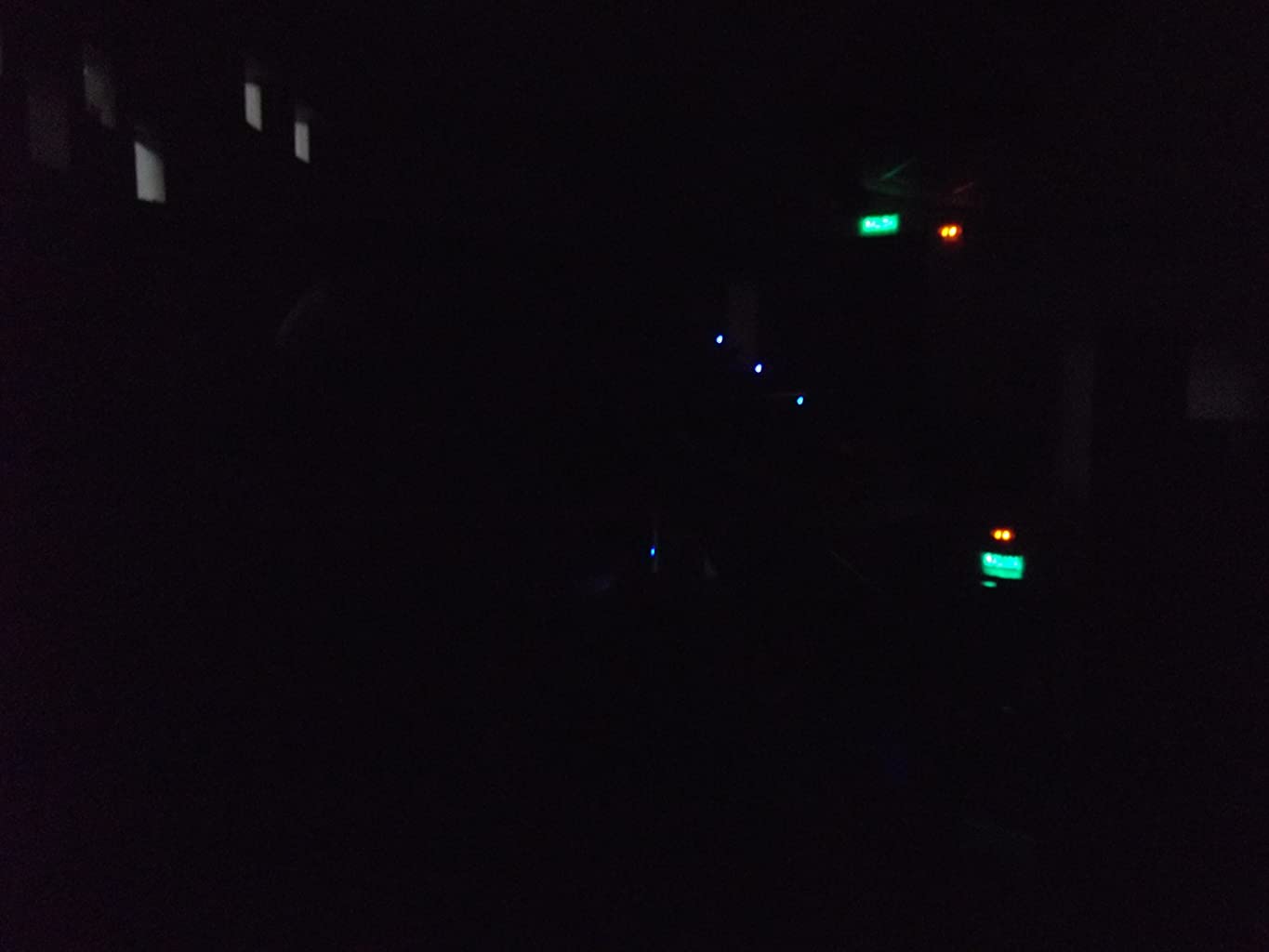 Фото - : 1365x1024 / 25 Кб