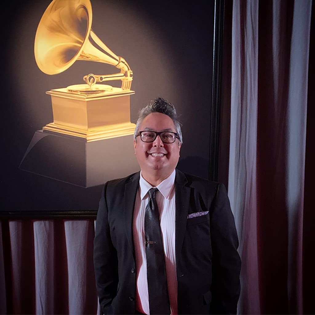 Фото - : 1024x1024 / 71 Кб