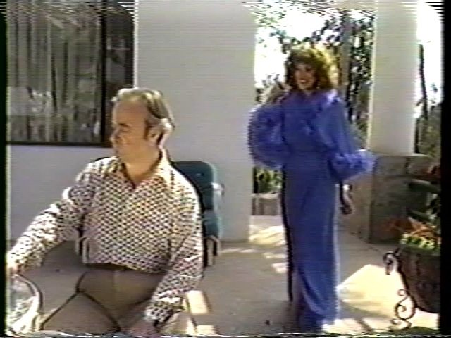 Фото - : 640x480 / 61 Кб