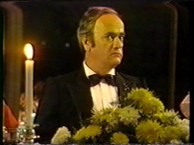 Фото - : 640x480 / 49 Кб