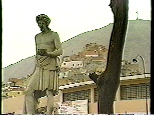 Фото - : 640x480 / 54 Кб