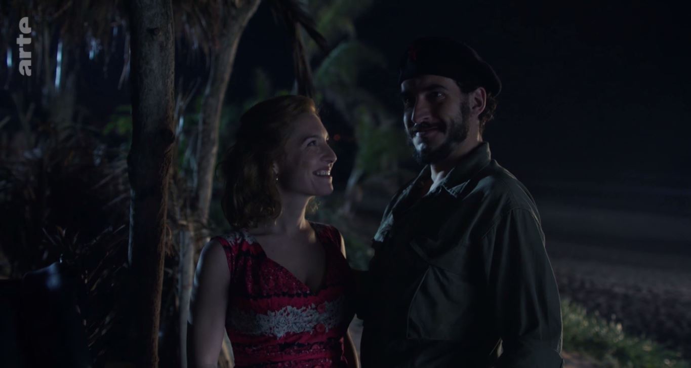 Фото - : 1365x727 / 52 Кб