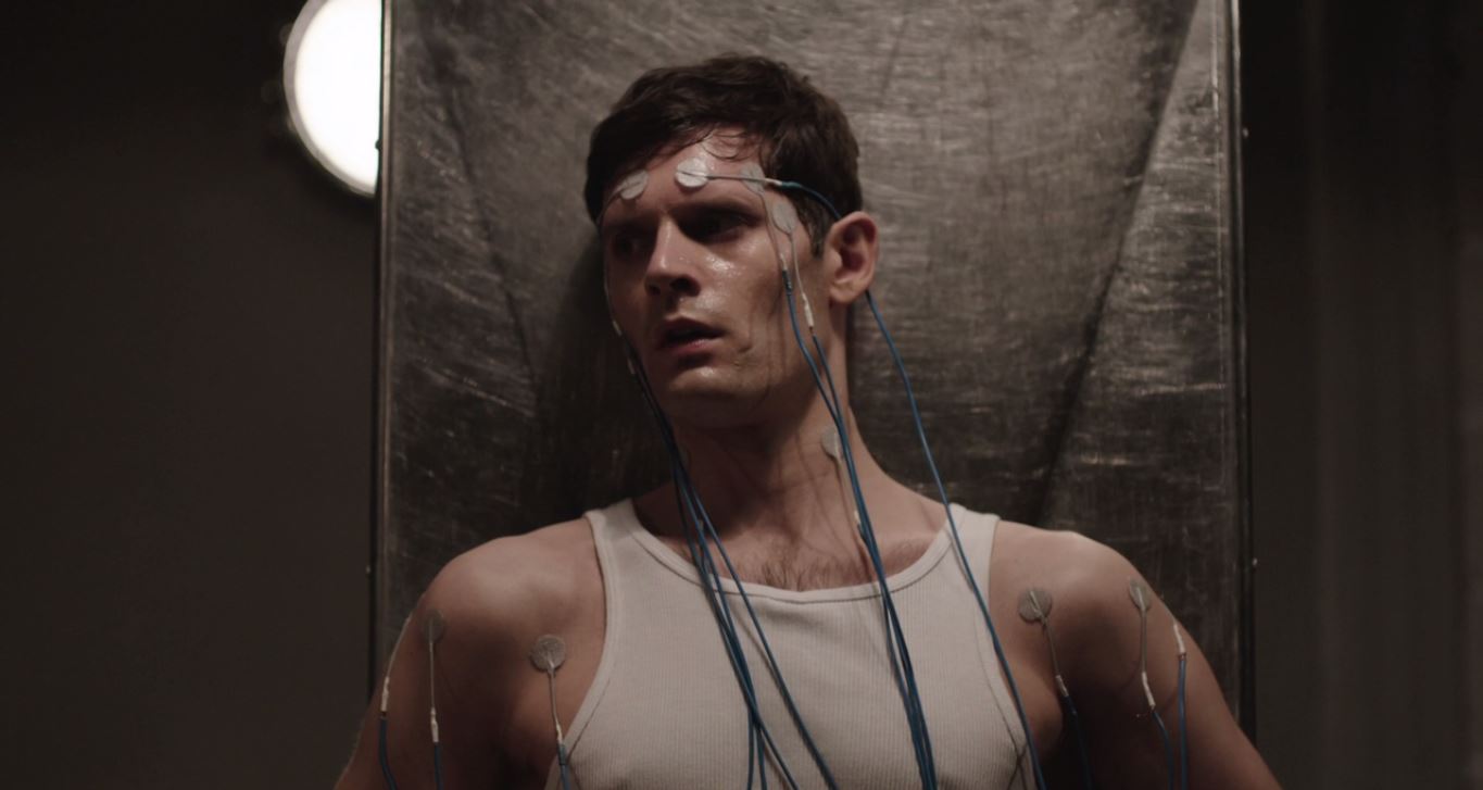 Фото - : 1365x727 / 63 Кб