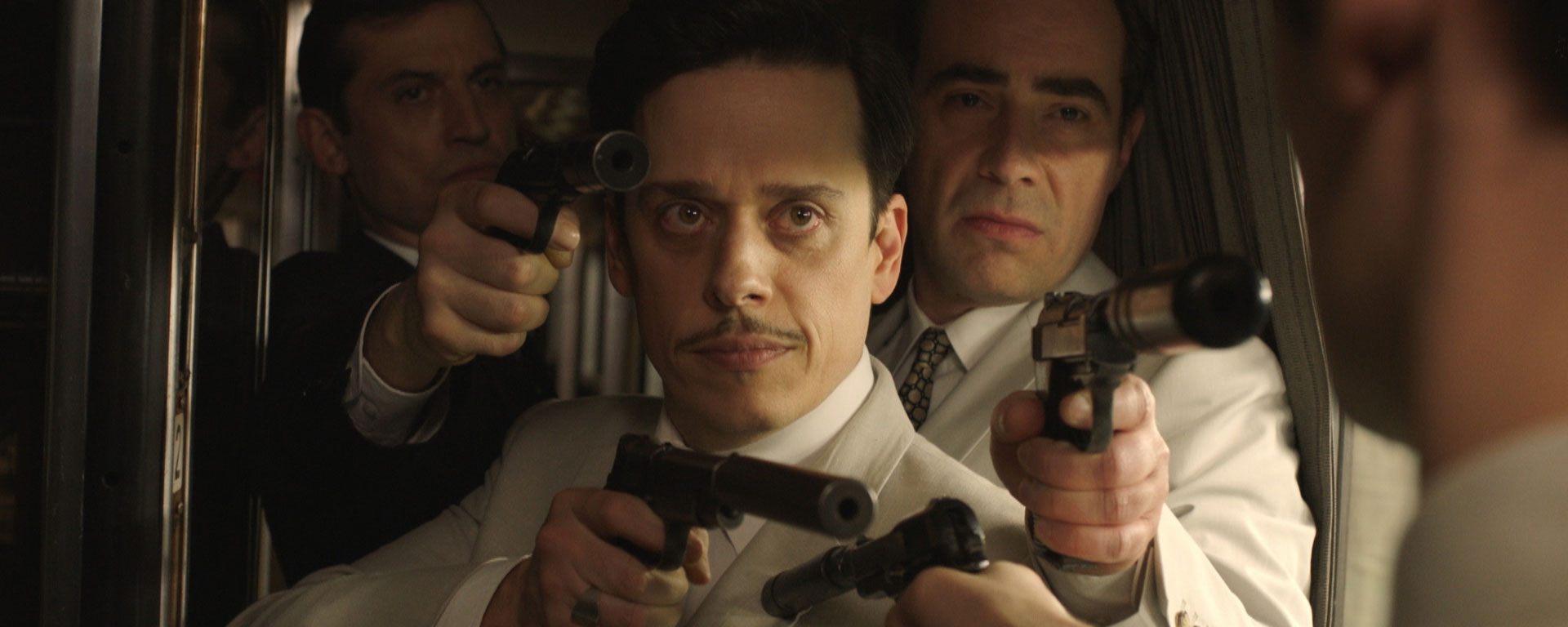 Фото - : 1920x768 / 141 Кб