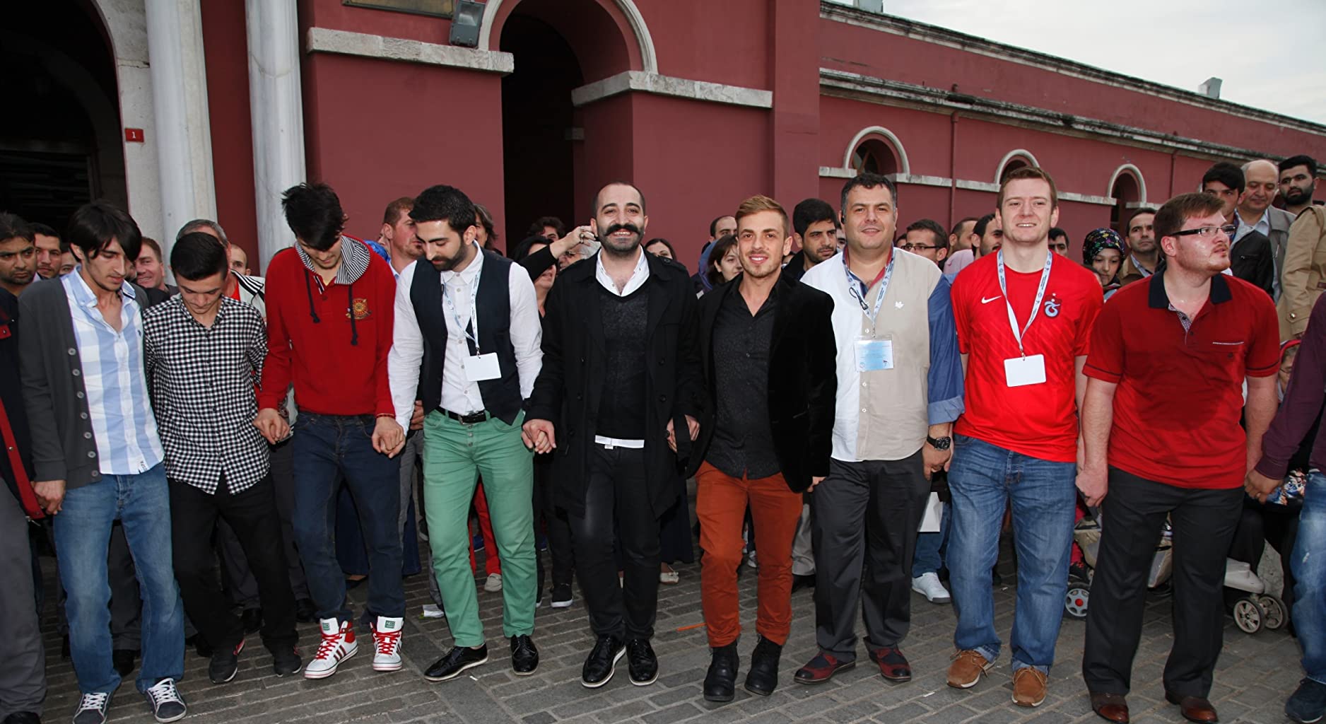 Фото - : 1876x1024 / 197 Кб