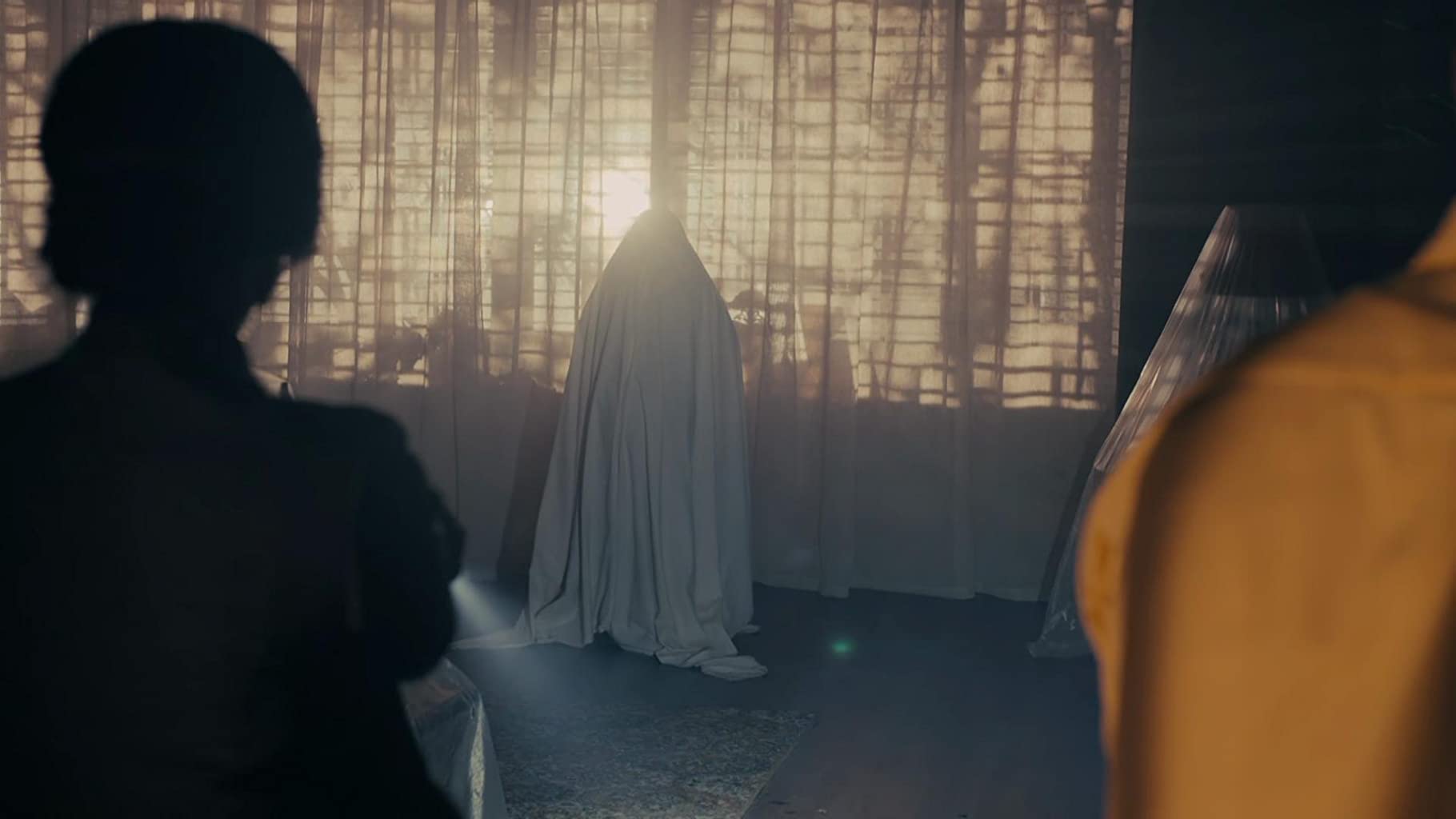 Фото - : 1820x1024 / 75 Кб