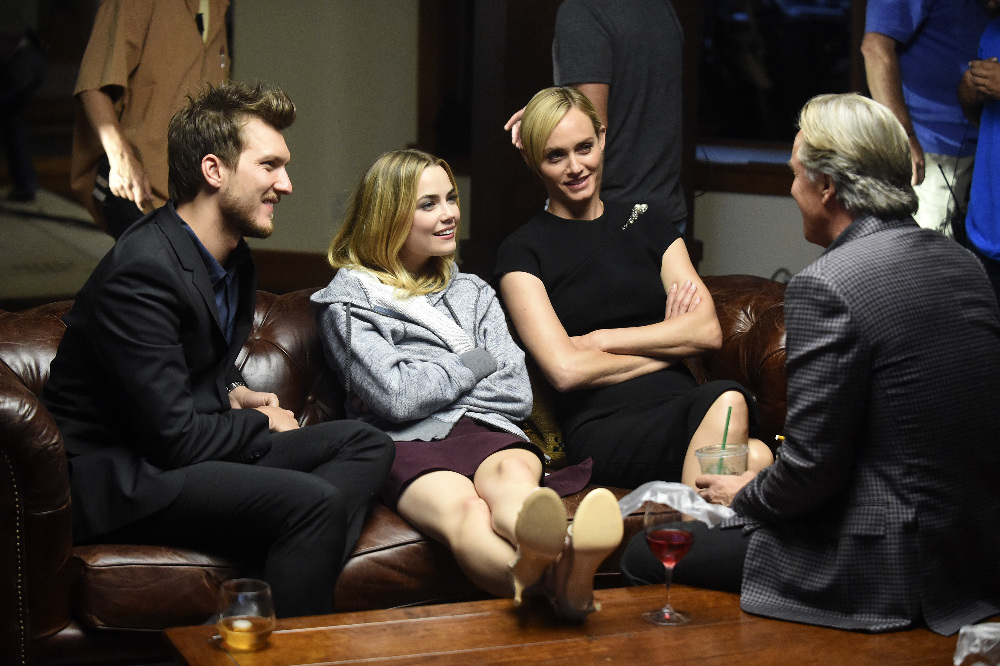 Фото - : 1000x666 / 282 Кб