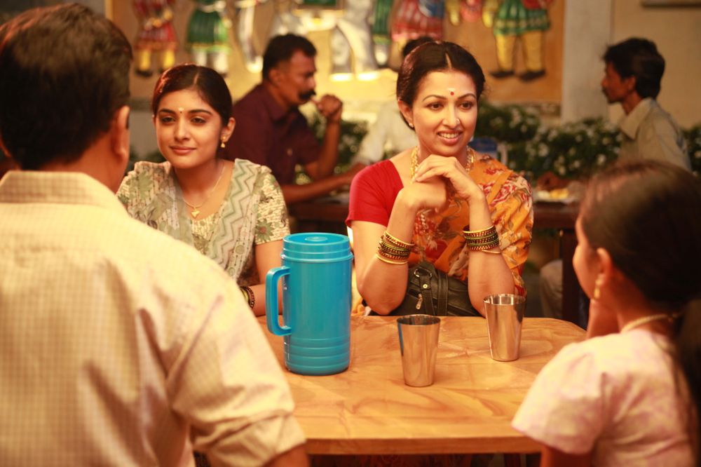 Фото - : 1000x666 / 83 Кб