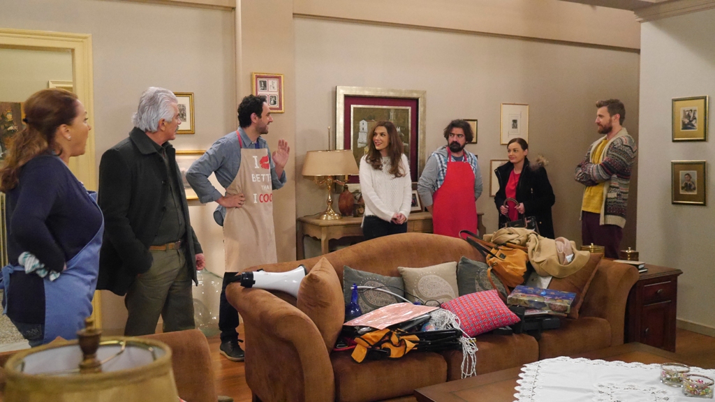 Фото - : 1024x576 / 350 Кб