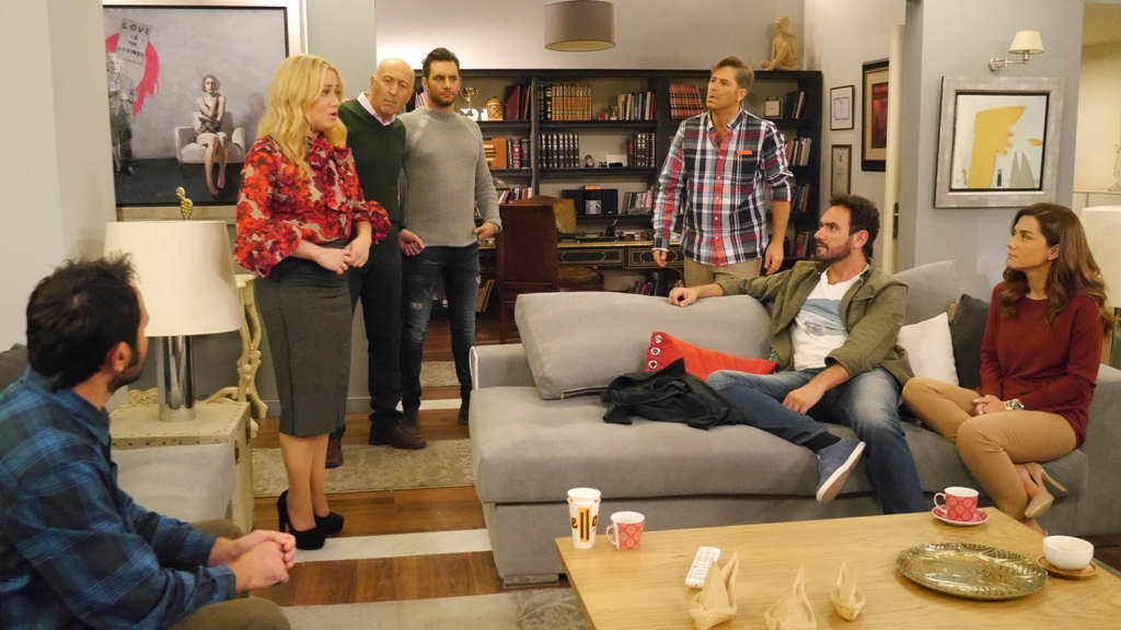 Фото - : 1024x576 / 379 Кб